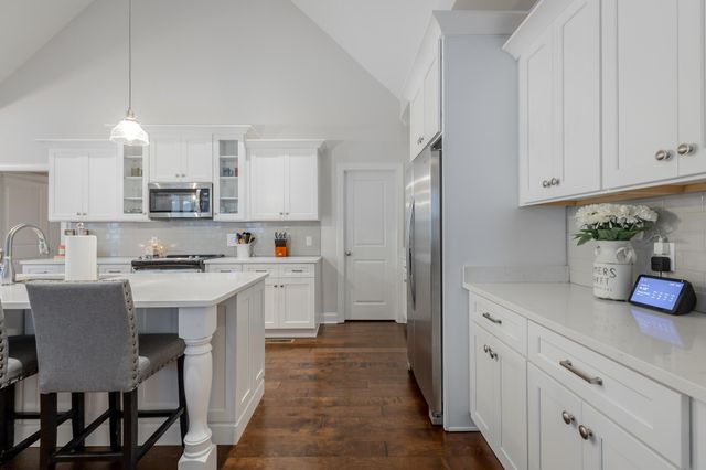 6486 Satjanon Drive, Ooltewah, TN 37363