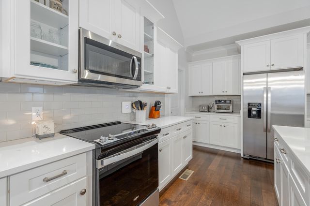 6486 Satjanon Drive, Ooltewah, TN 37363