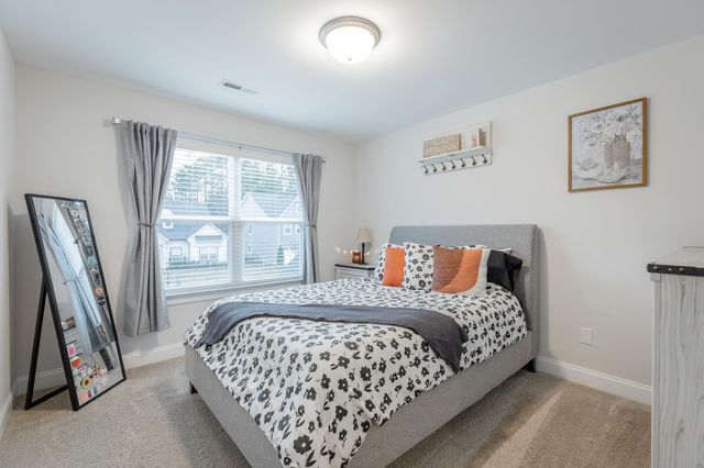 6486 Satjanon Drive, Ooltewah, TN 37363