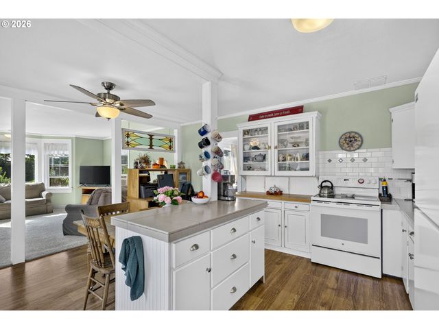 21115 Ne 10TH Ave, Ridgefield, WA 98642