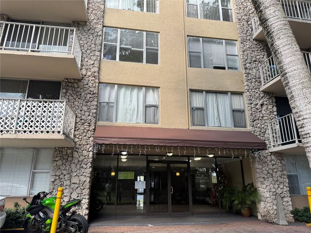 1805 Sans Souci Blvd 231, North Miami, FL 33181