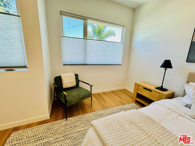 948 E 67th Street B, Inglewood, CA 90302
