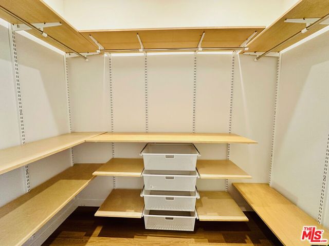 948 E 67th Street B, Inglewood, CA 90302