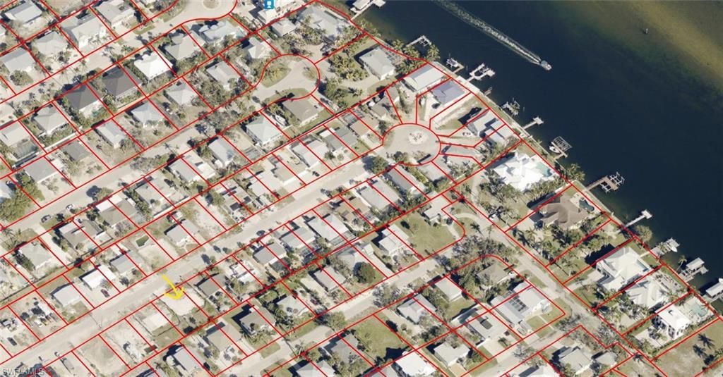 156 Hibiscus DR, FORT MYERS BEACH, FL 33931 — photo 2