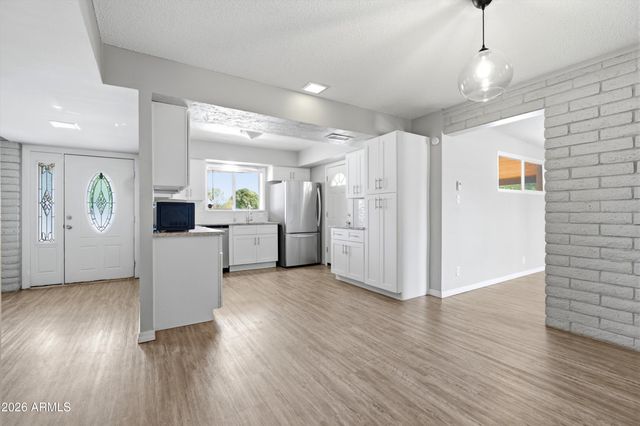 3101 W Ocotillo Road, Phoenix, AZ 85017