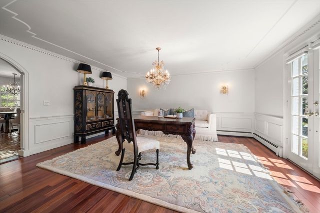 286 Mayflower Cir, Hanover, MA 02339