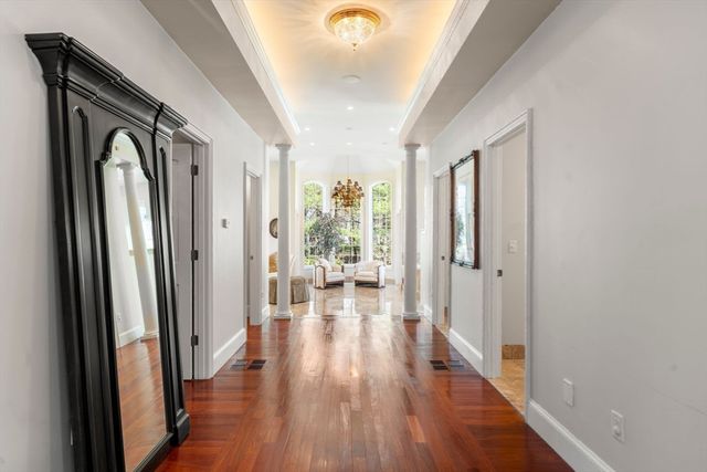 286 Mayflower Cir, Hanover, MA 02339