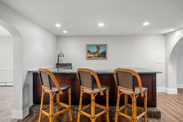 286 Mayflower Cir, Hanover, MA 02339
