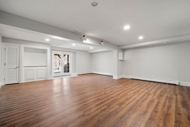 286 Mayflower Cir, Hanover, MA 02339