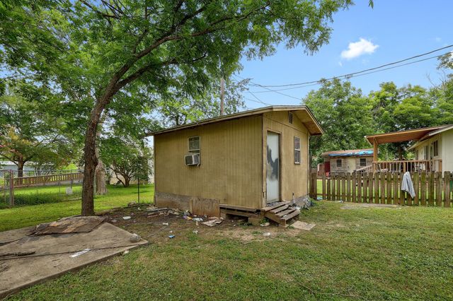 3007 Michoacan DR, Del Valle, TX 78617