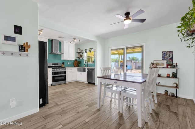 1717 W CLARENDON Avenue, Phoenix, AZ 85015