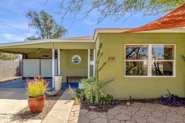 1717 W CLARENDON Avenue, Phoenix, AZ 85015