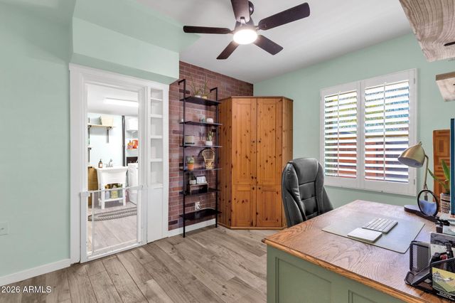 1717 W CLARENDON Avenue, Phoenix, AZ 85015