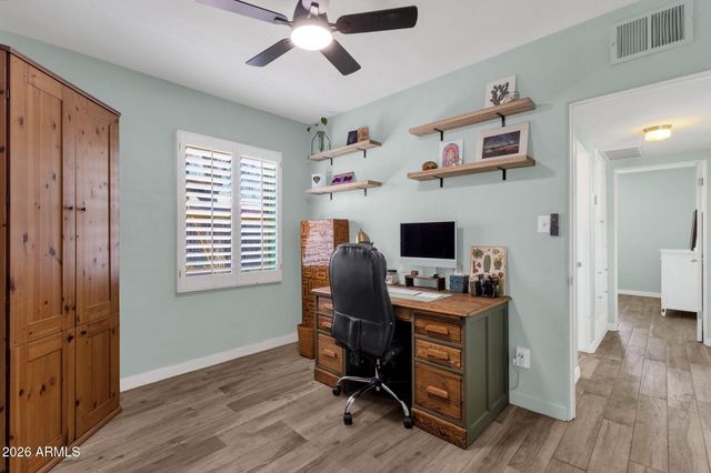 1717 W CLARENDON Avenue, Phoenix, AZ 85015