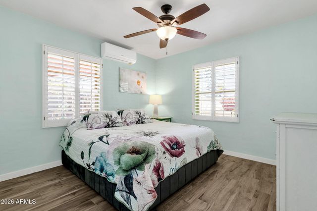 1717 W CLARENDON Avenue, Phoenix, AZ 85015