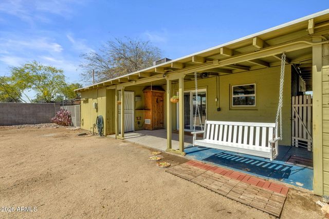 1717 W CLARENDON Avenue, Phoenix, AZ 85015