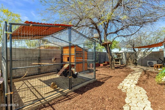 1717 W CLARENDON Avenue, Phoenix, AZ 85015