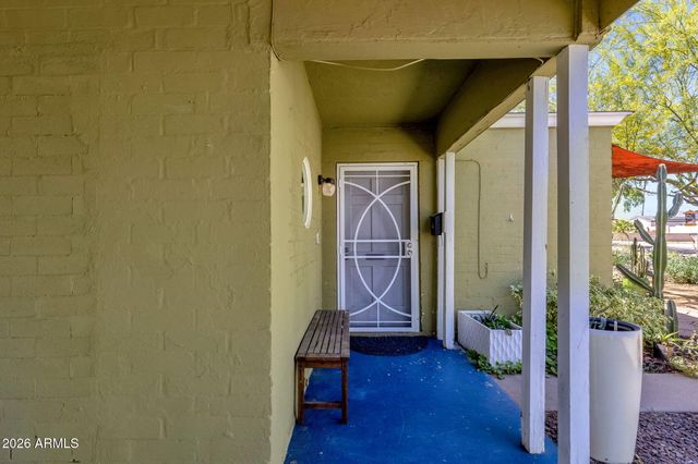 1717 W CLARENDON Avenue, Phoenix, AZ 85015