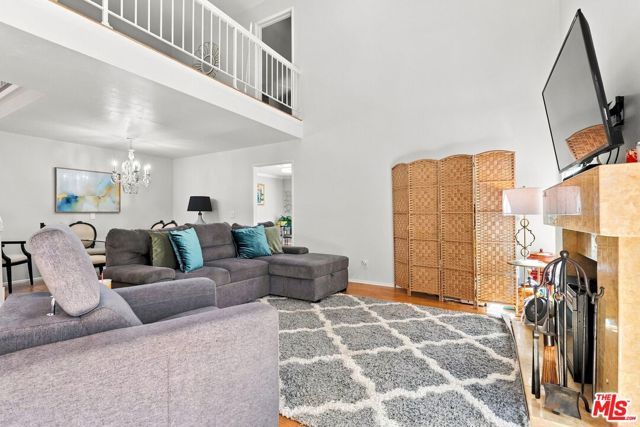 8728 Dartford Place, Inglewood, CA 90305