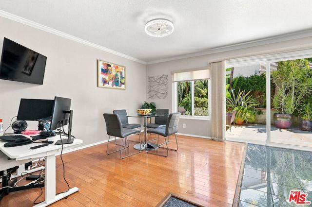 8728 Dartford Place, Inglewood, CA 90305