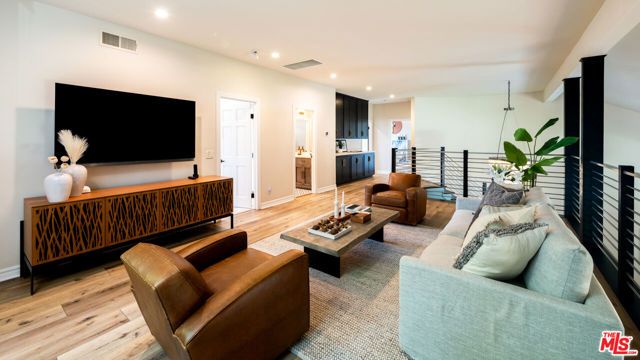 29402 Deerview Court, Agoura Hills, CA 91301
