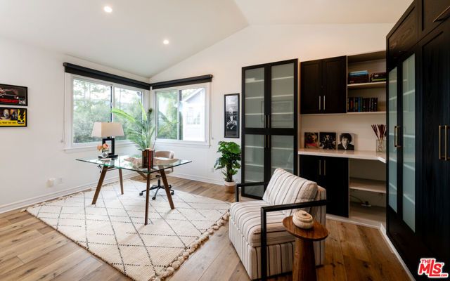 29402 Deerview Court, Agoura Hills, CA 91301