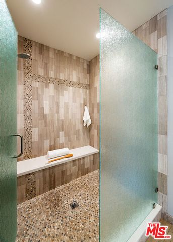 29402 Deerview Court, Agoura Hills, CA 91301