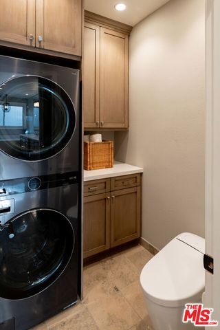 29402 Deerview Court, Agoura Hills, CA 91301