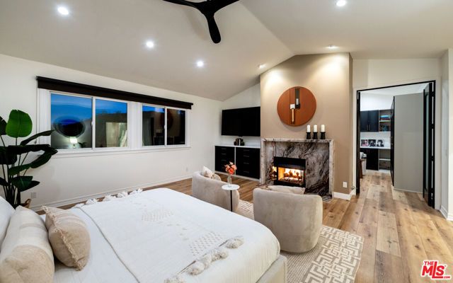 29402 Deerview Court, Agoura Hills, CA 91301