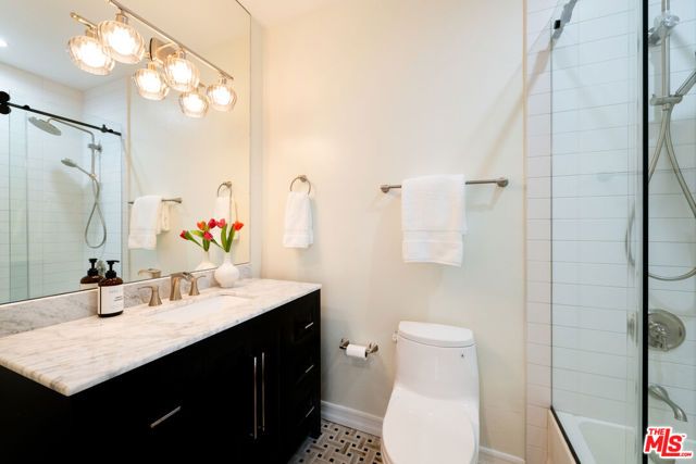29402 Deerview Court, Agoura Hills, CA 91301