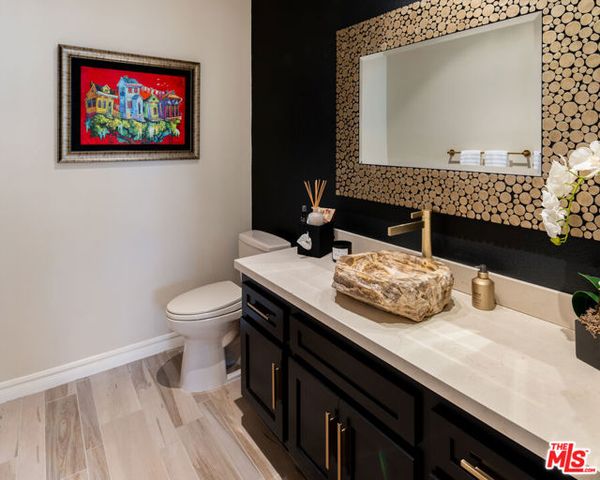 29402 Deerview Court, Agoura Hills, CA 91301