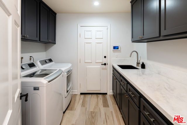 29402 Deerview Court, Agoura Hills, CA 91301