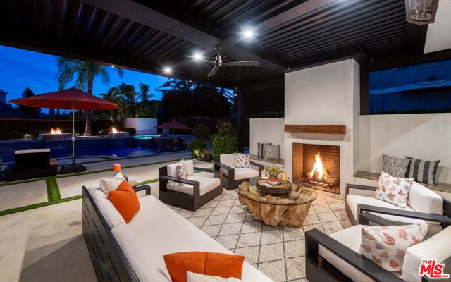 29402 Deerview Court, Agoura Hills, CA 91301