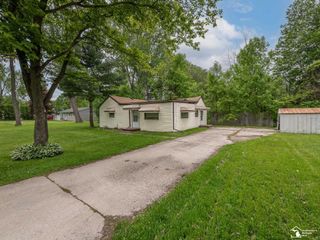 19106 Sylvia Avenue, Romulus, MI 48174