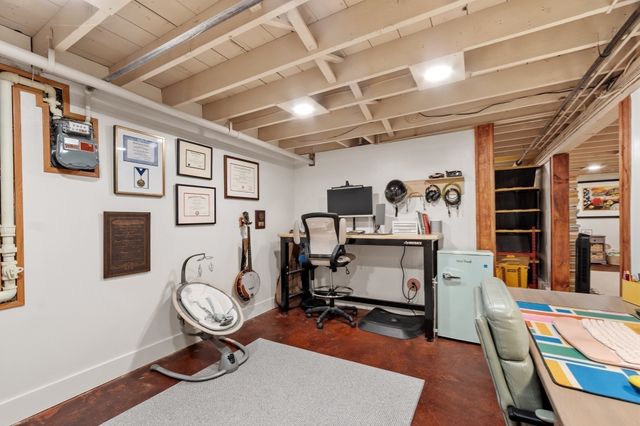 8 Grant St Ext, Framingham, MA 01702