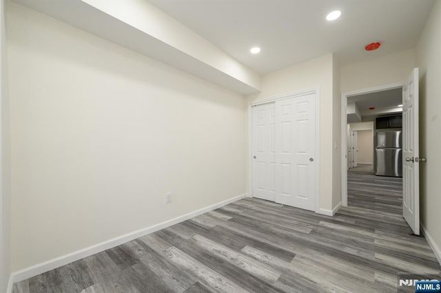 287 Orange Street 2, Newark, NJ 07103