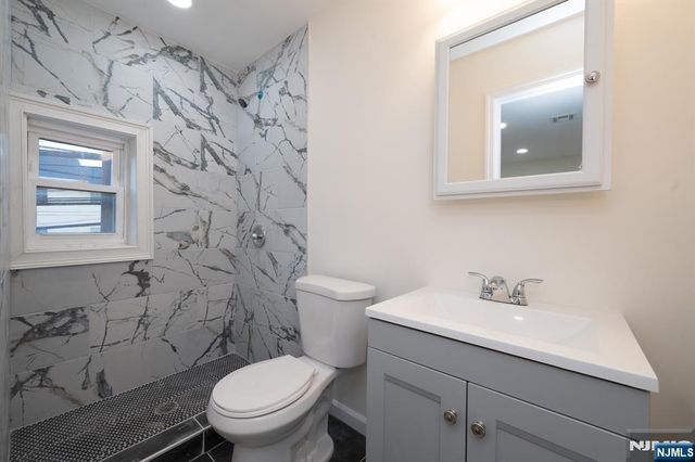 287 Orange Street 2, Newark, NJ 07103