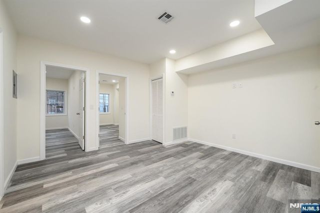 287 Orange Street 2, Newark, NJ 07103