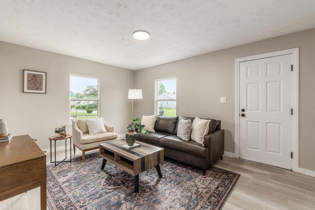 3080 E 13th Avenue, Columbus, OH 43219