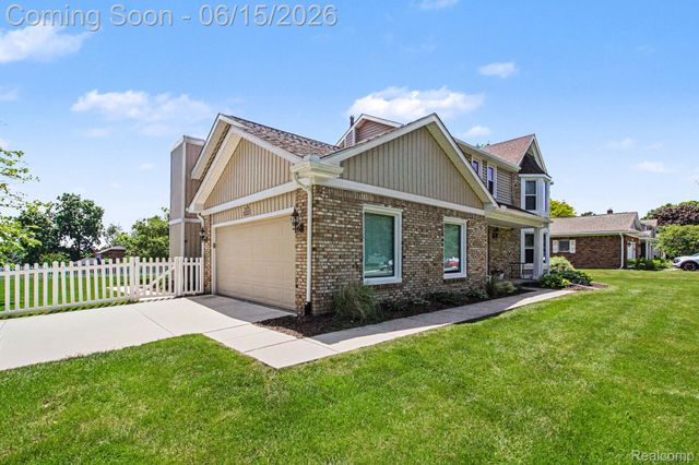 6433 Woodcrest Ridge, Independence Charter Township, MI 48346