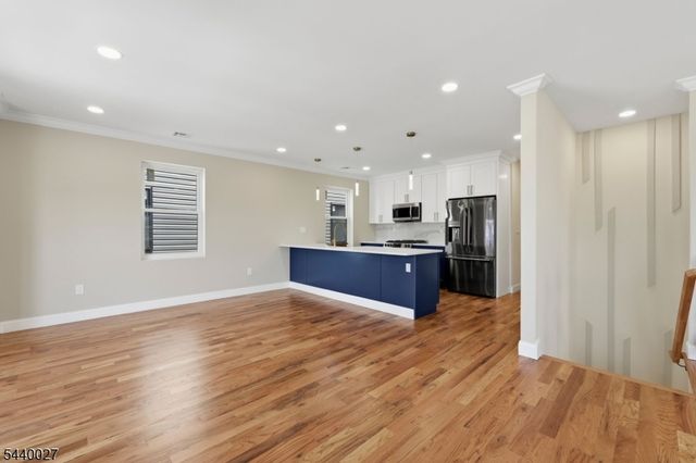 438 S 10Th St, Newark City, NJ 07103