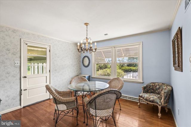 1445 CHAPEL DR, York, PA 17404