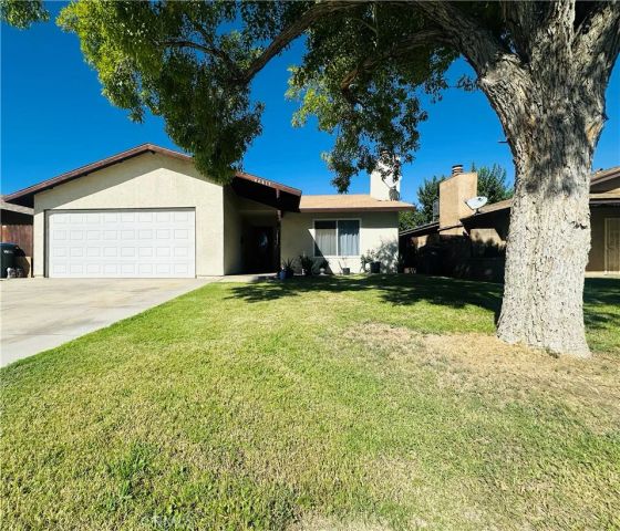 44419 Watford Ave, Lancaster, CA 93535