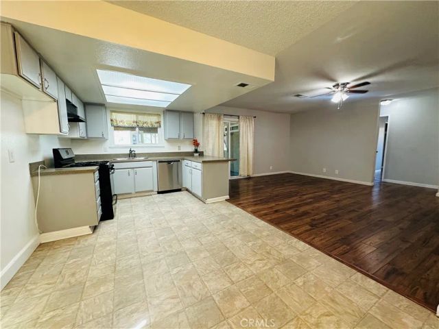 44419 Watford Ave, Lancaster, CA 93535