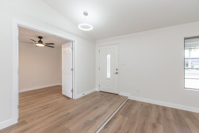 2607 E Larkspur Drive, Phoenix, AZ 85032