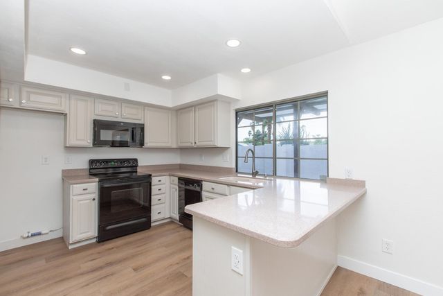 2607 E Larkspur Drive, Phoenix, AZ 85032