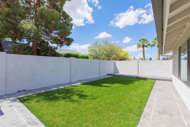 2607 E Larkspur Drive, Phoenix, AZ 85032