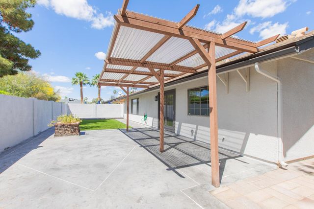 2607 E Larkspur Drive, Phoenix, AZ 85032