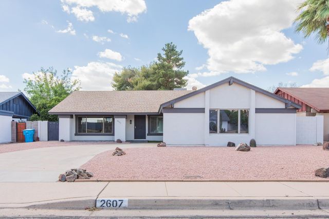 2607 E Larkspur Drive, Phoenix, AZ 85032