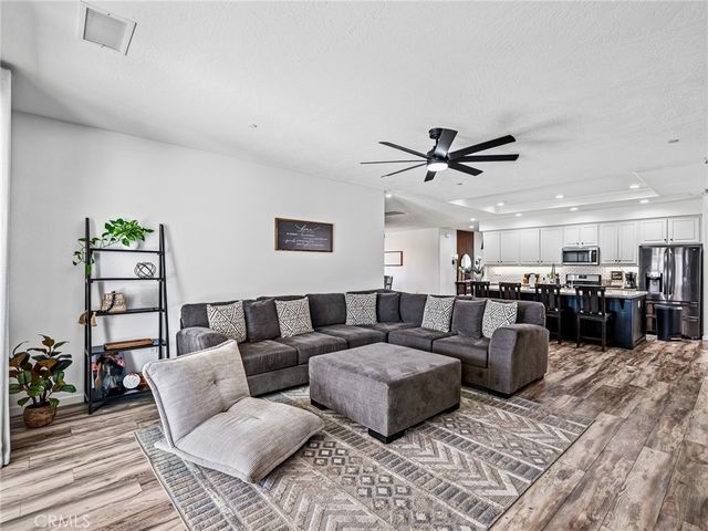 16917 Mora Court, Hesperia, CA 92345